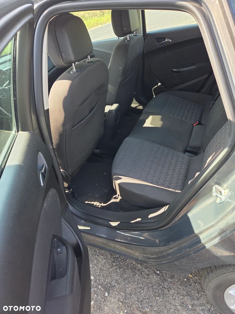Opel Astra 1.4 T Active EU6 - 10