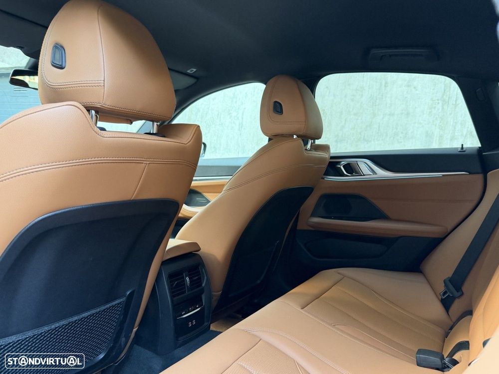 BMW i4 eDrive40 Pack Desportivo M - 15
