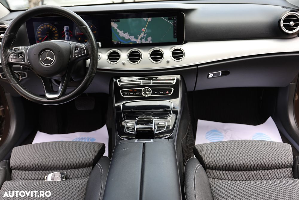 Mercedes-Benz E 220 d Aut. - 22