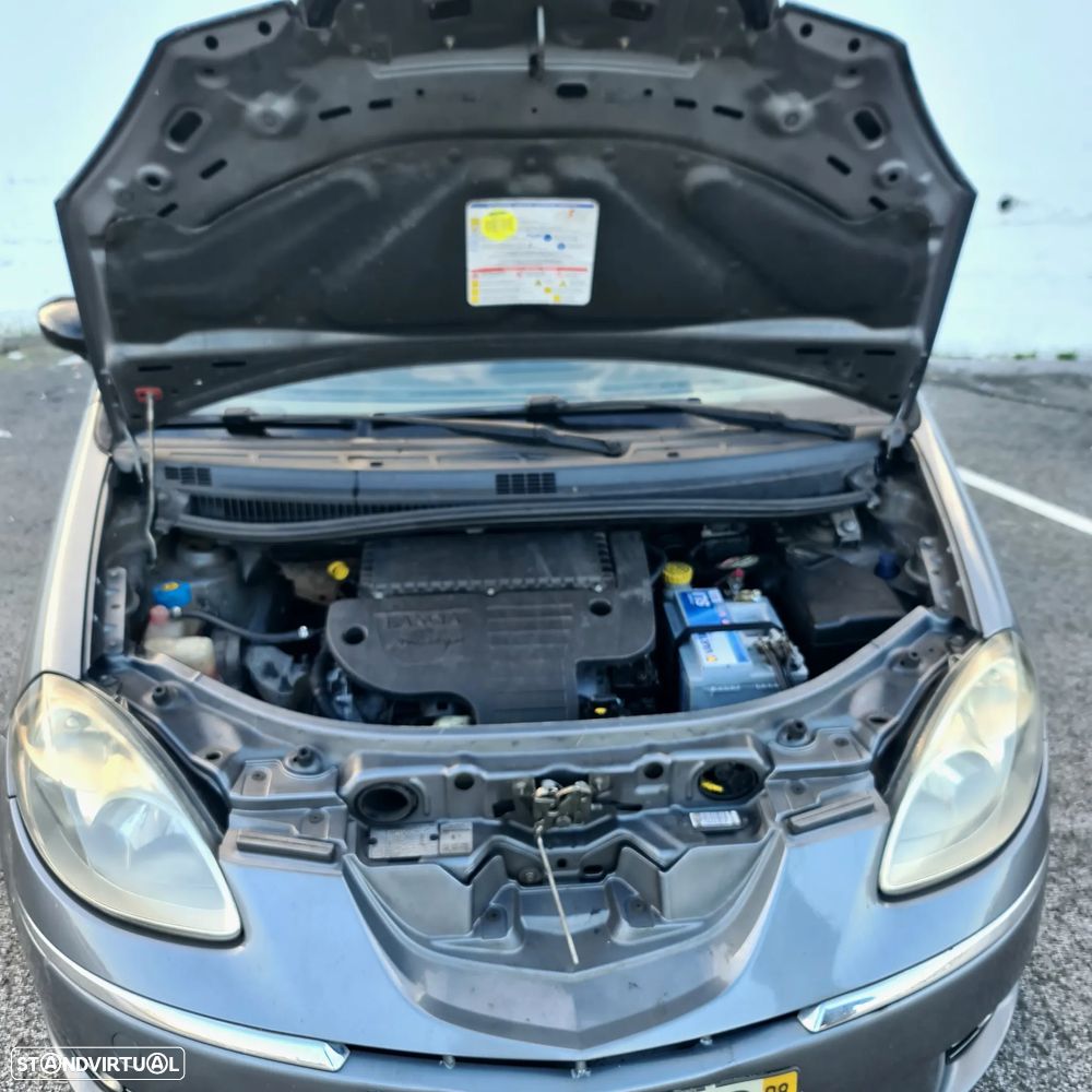 Lancia Musa 1.3 16V M-jet Oro Executive - 4