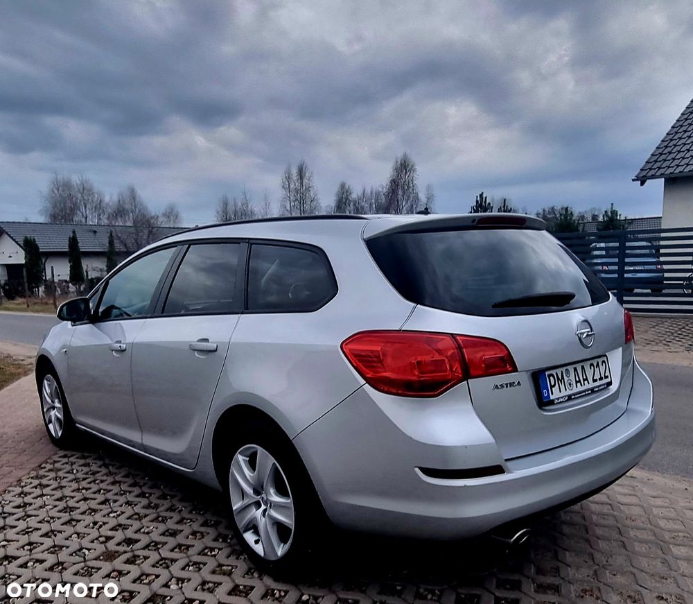 Opel Astra 1.4 Turbo - 8