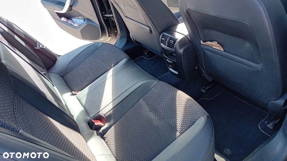 Opel Insignia 1.6 T Cosmo S&S EU6 - 9