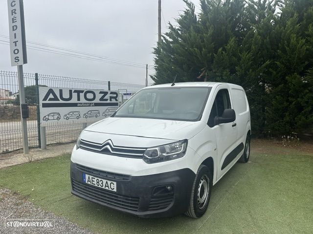 Citroën BERLINGO 3 LUGARES C/ECRAN 100 CV