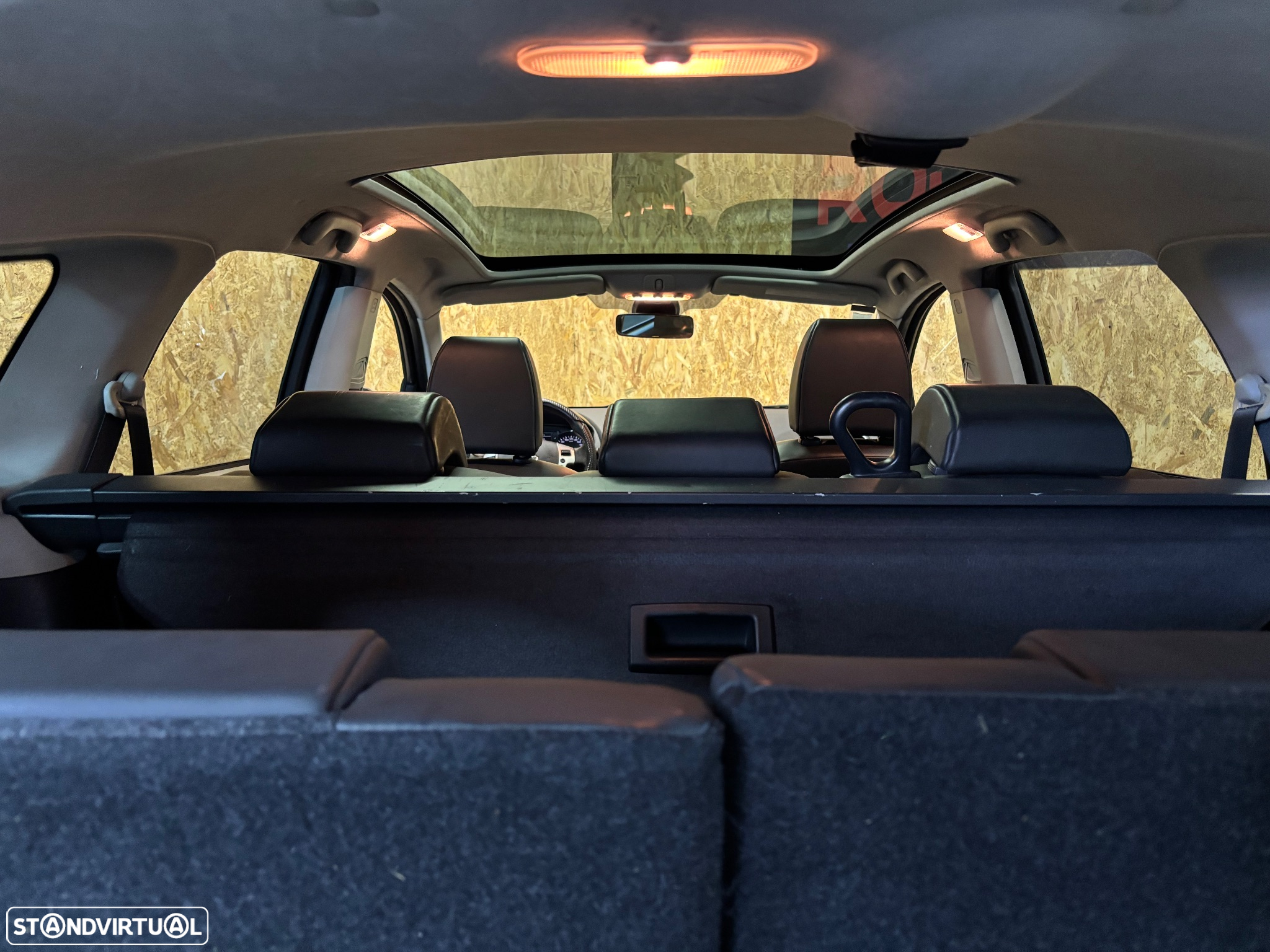 Nissan Qashqai +2 1.5 dCi Tekna Pele Preto +Navi - 29