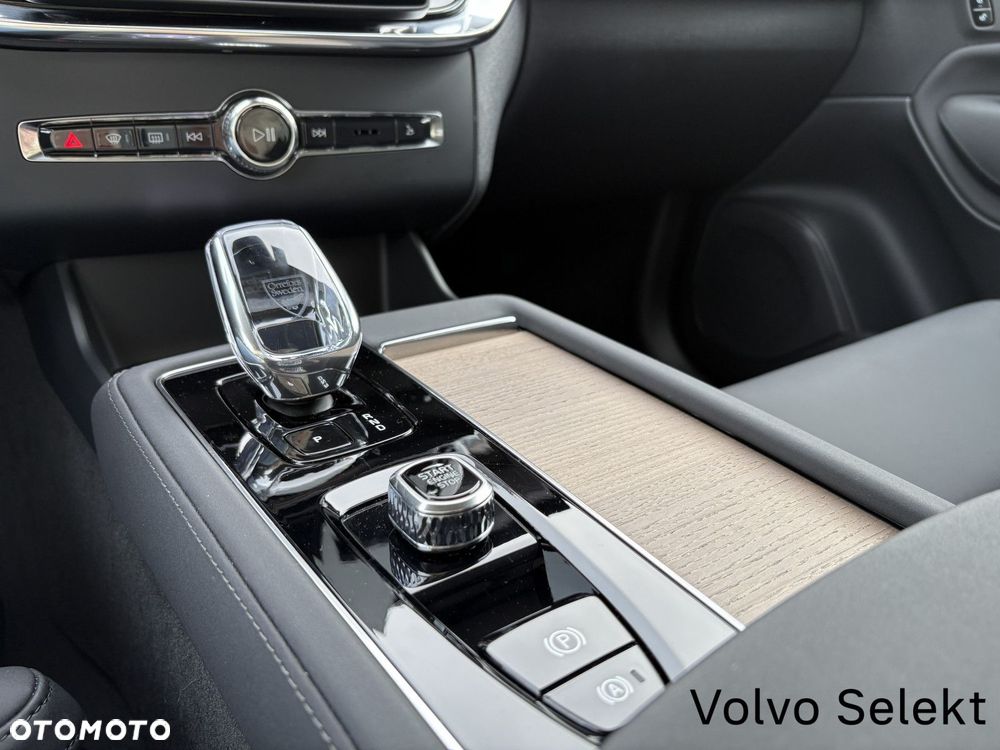 Volvo XC 90 - 16