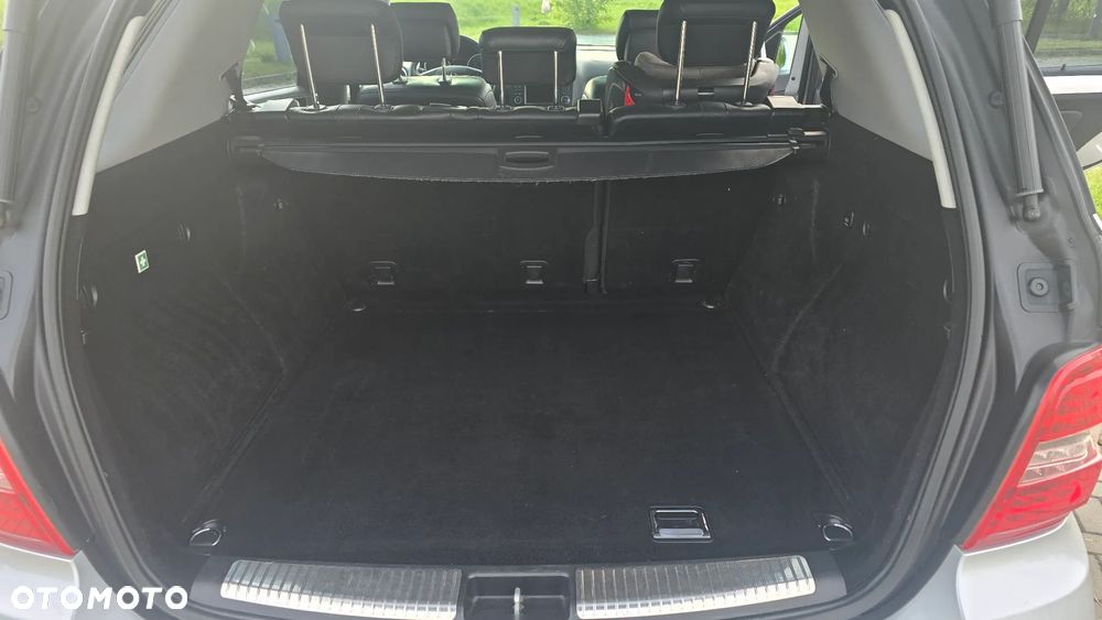 Mercedes-Benz ML - 14