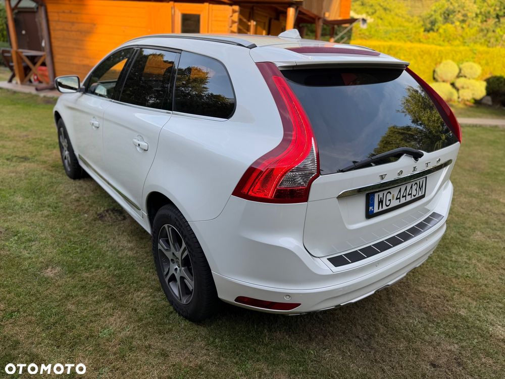 Volvo XC 60 D5 AWD Summum - 6