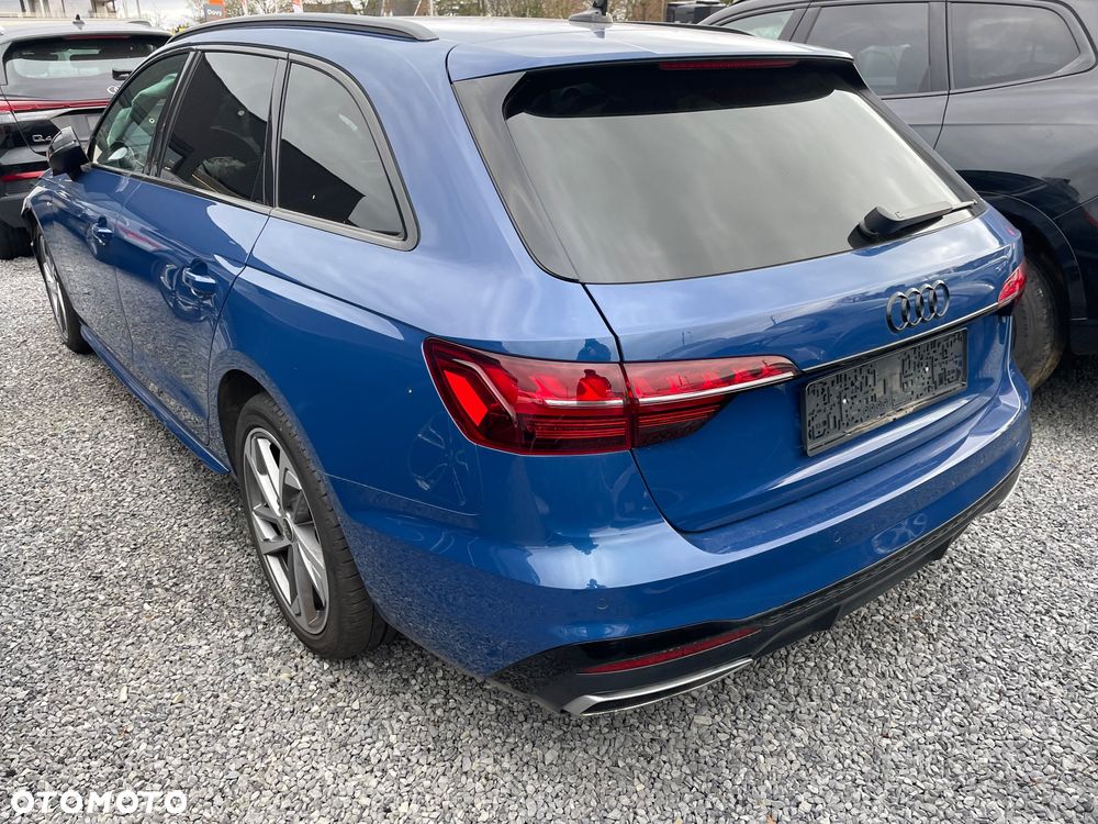 Audi A4 Avant 2.0 TDI S tronic - 2