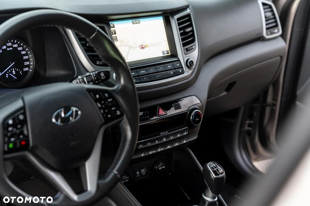 Hyundai Tucson 1.6 GDi 2WD Style - 32
