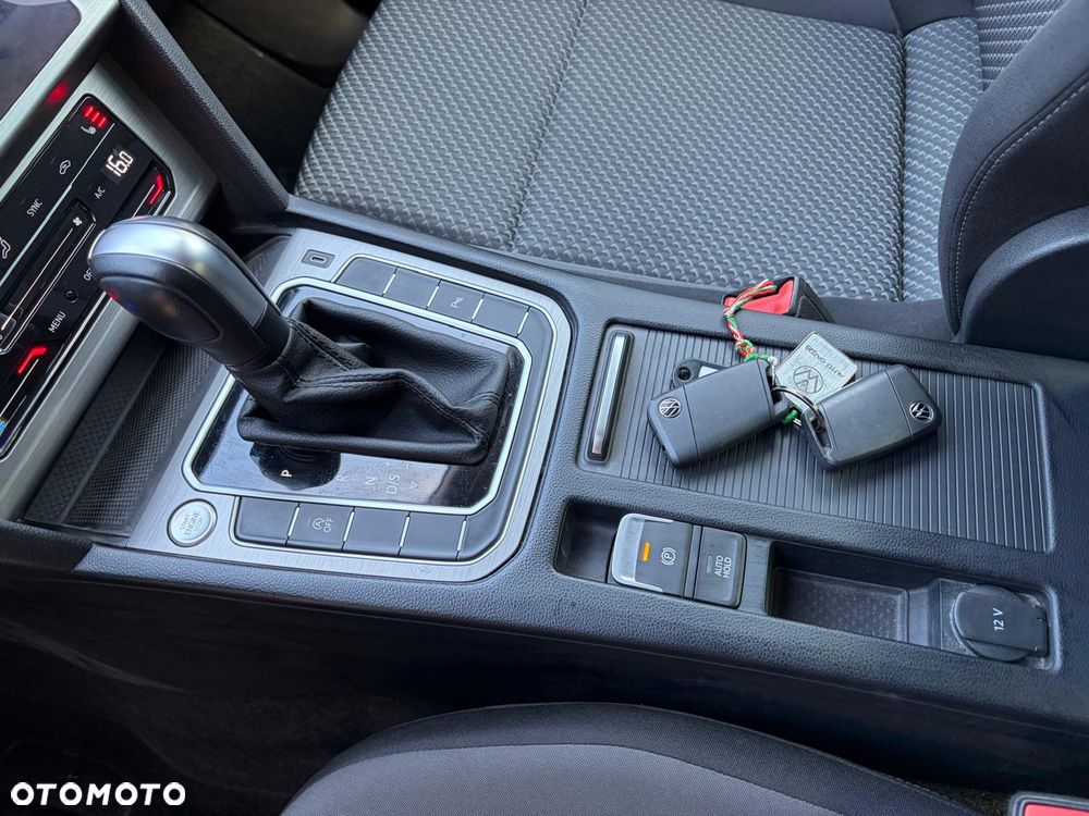 Volkswagen Passat 1.5 TSI EVO Elegance DSG - 14