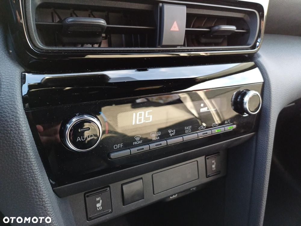 Toyota Yaris Cross Hybrid 1.5 Style - 25