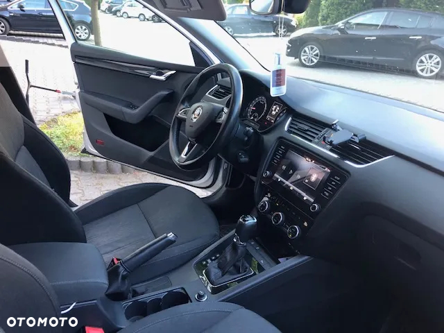 Skoda Octavia 2.0 TDI Ambition DSG EU6 - 15