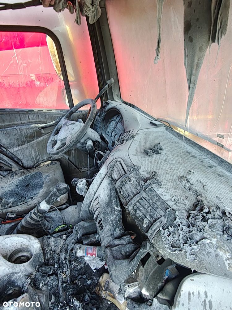 DAF 85.410 - 27