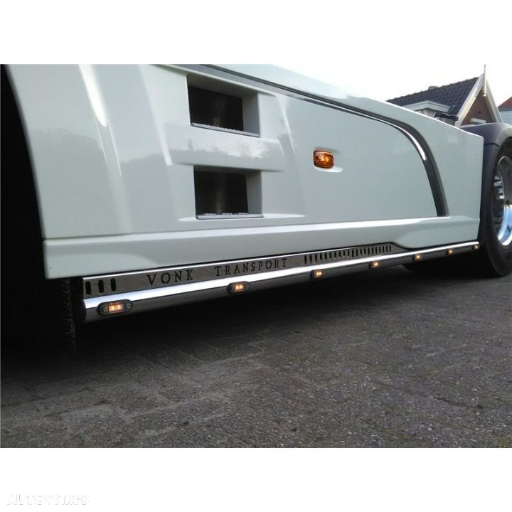 Bara proiectoare, bullbar, suport lumini 3 elemente, bare sub carene, fuste DAF XF Euro 6 - 3
