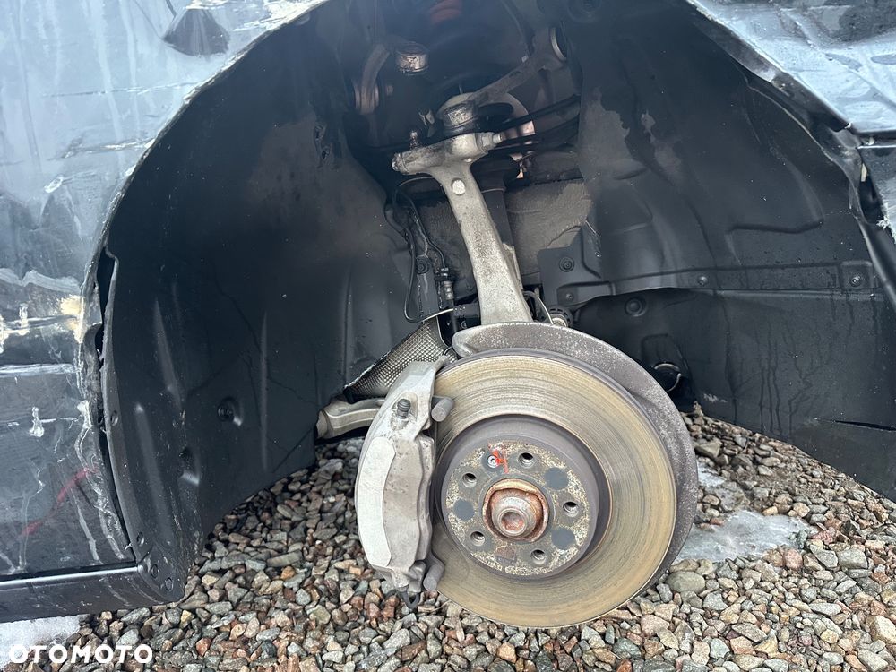 Audi A4 Avant 40 TDI quattro S tronic - 16