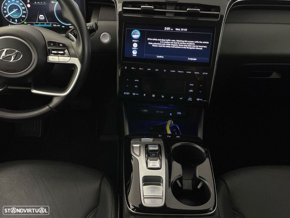 Hyundai Tucson 1.6 T-GDI HEV Vanguard - 15