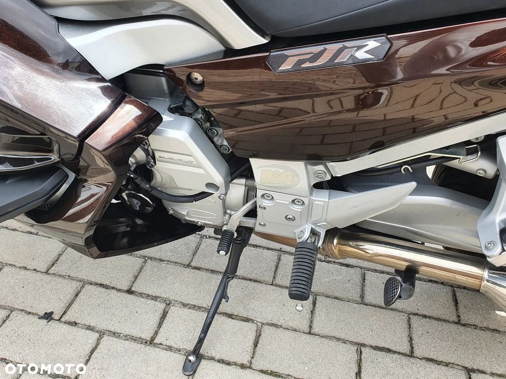 Yamaha FJR - 12