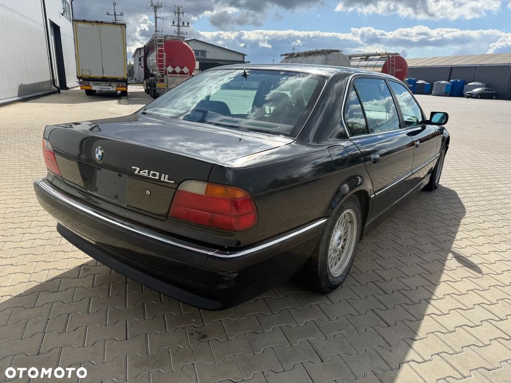 BMW Seria 7 - 3