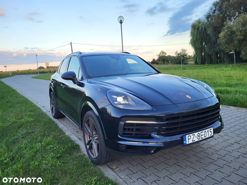 Porsche Cayenne Standard - 1