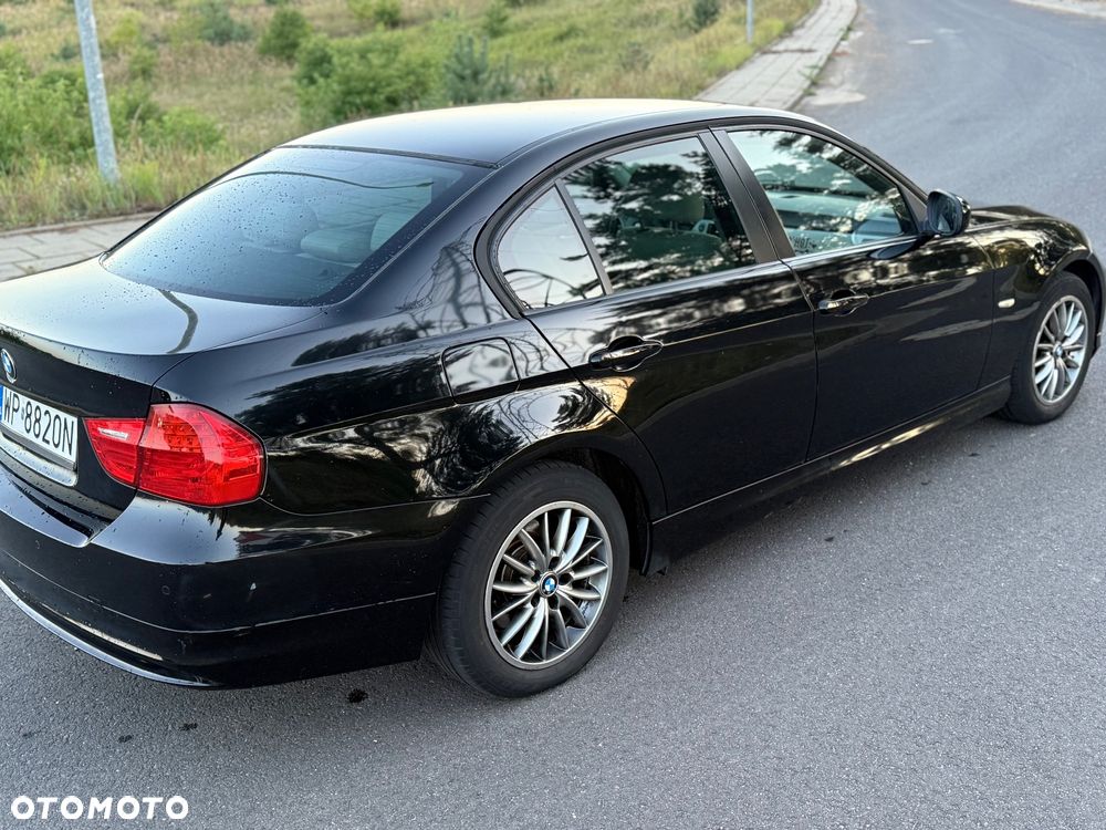 BMW Seria 3 318i - 2