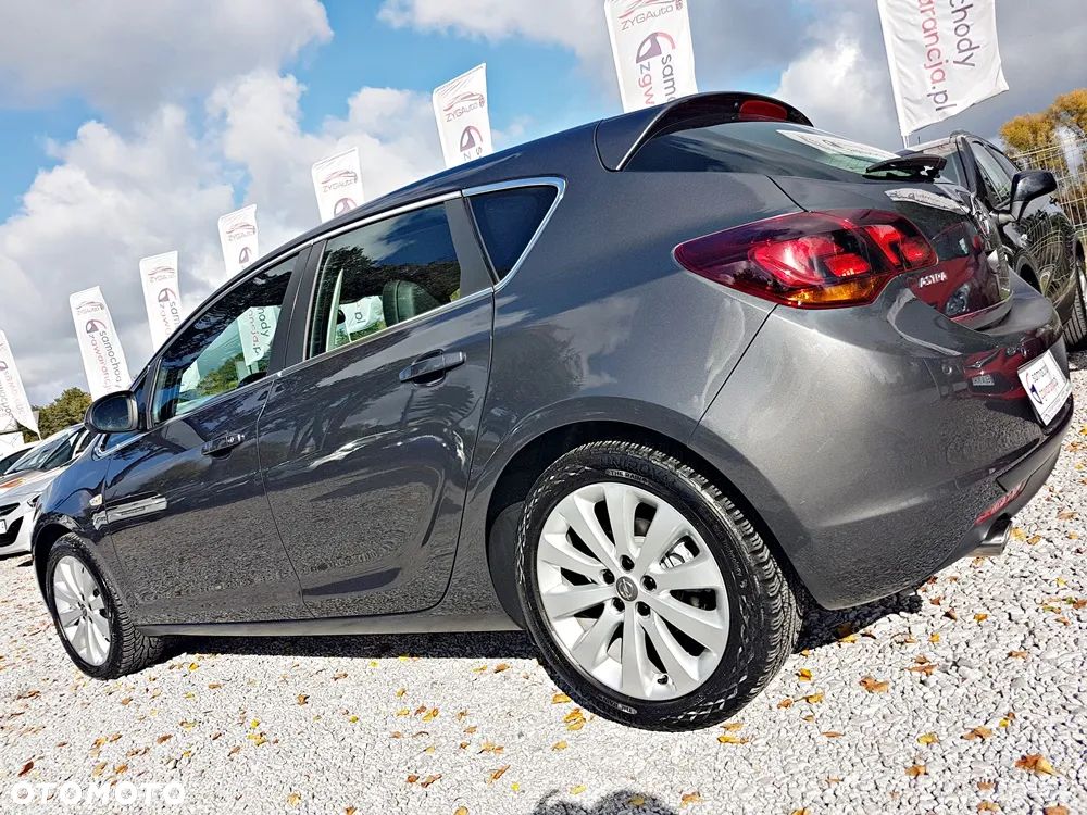 Opel Astra 1.4 Turbo Cosmo - 37