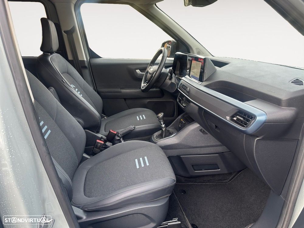 Ford Tourneo Courier 1.0 EcoBoost Titanium DCT - 15
