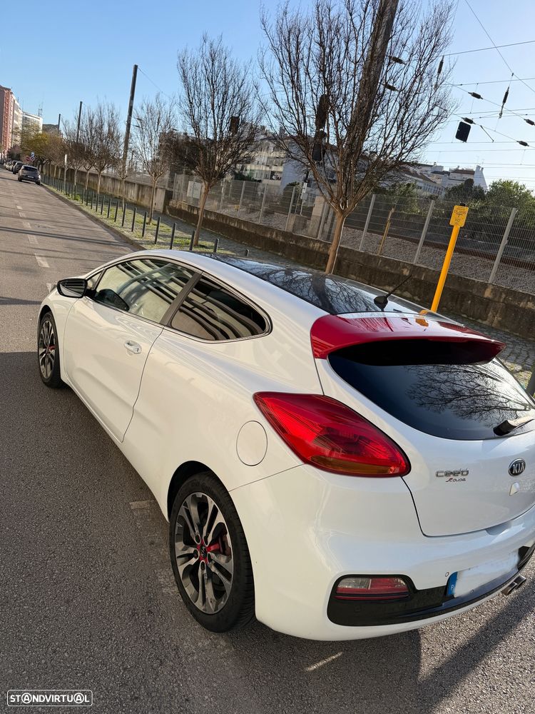 Kia Ceed S Coupé 1.6 CRDi TX - 6