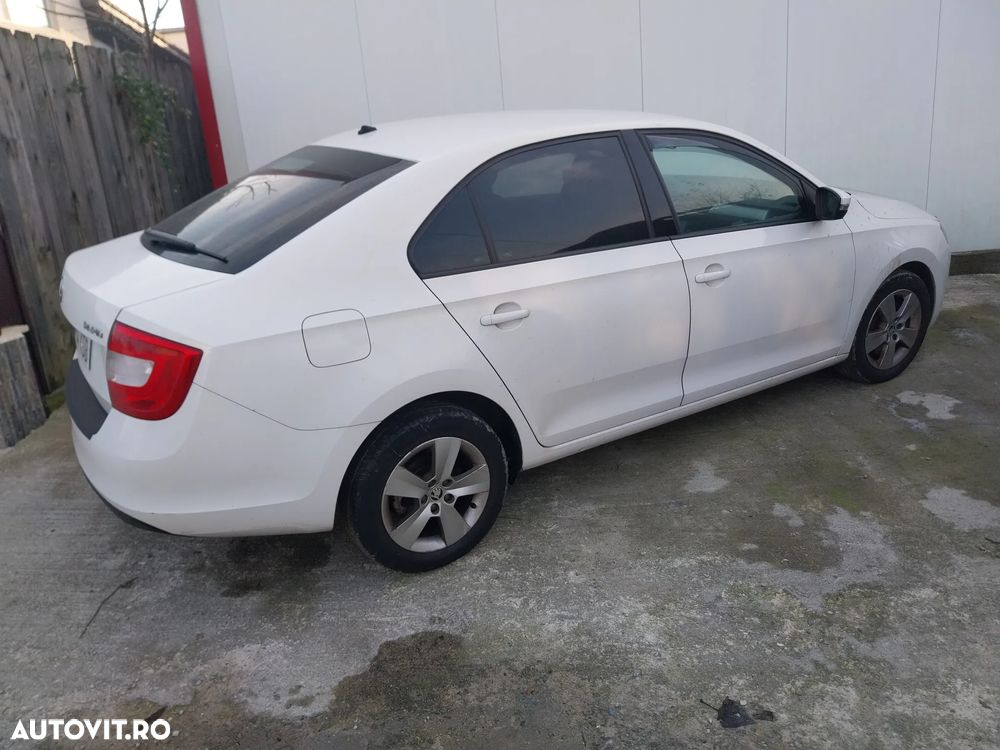 Skoda RAPID 1.6 TDI Style - 4