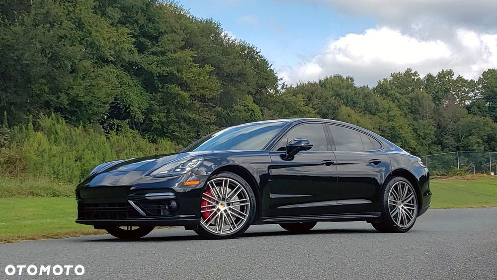 Porsche Panamera - 32