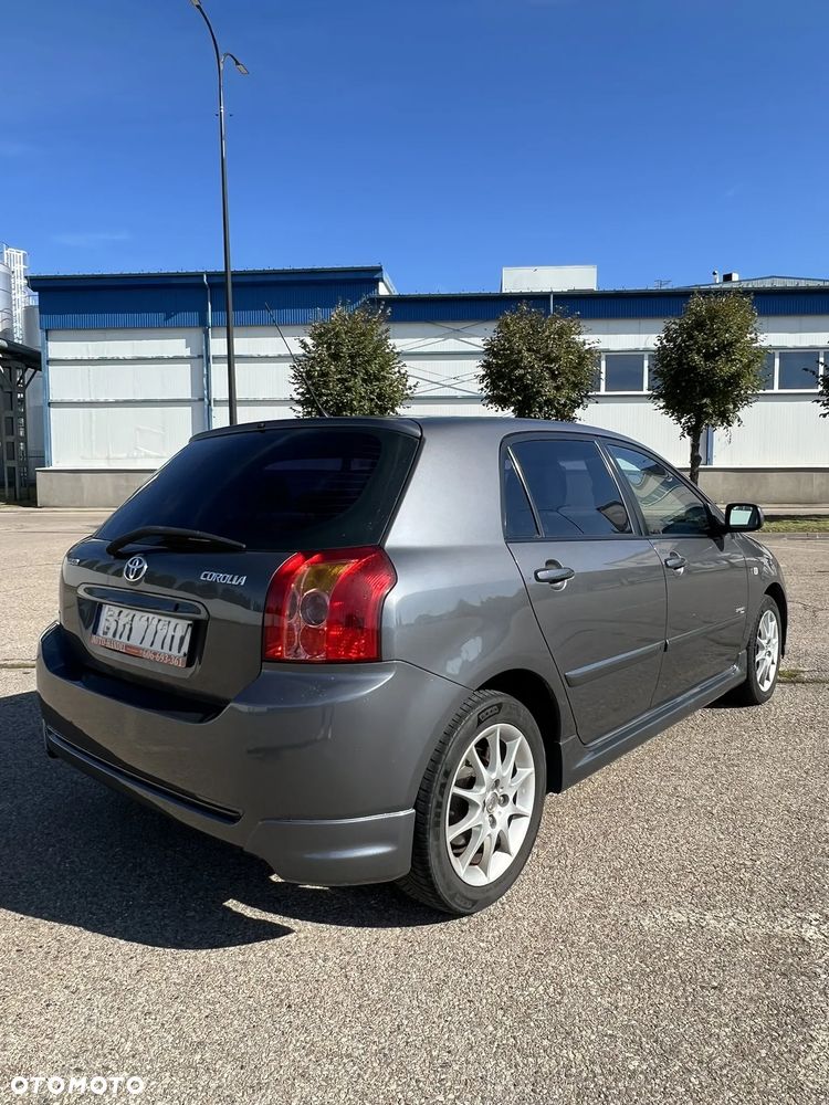Toyota Corolla 1.4 D-4D Sol - 8