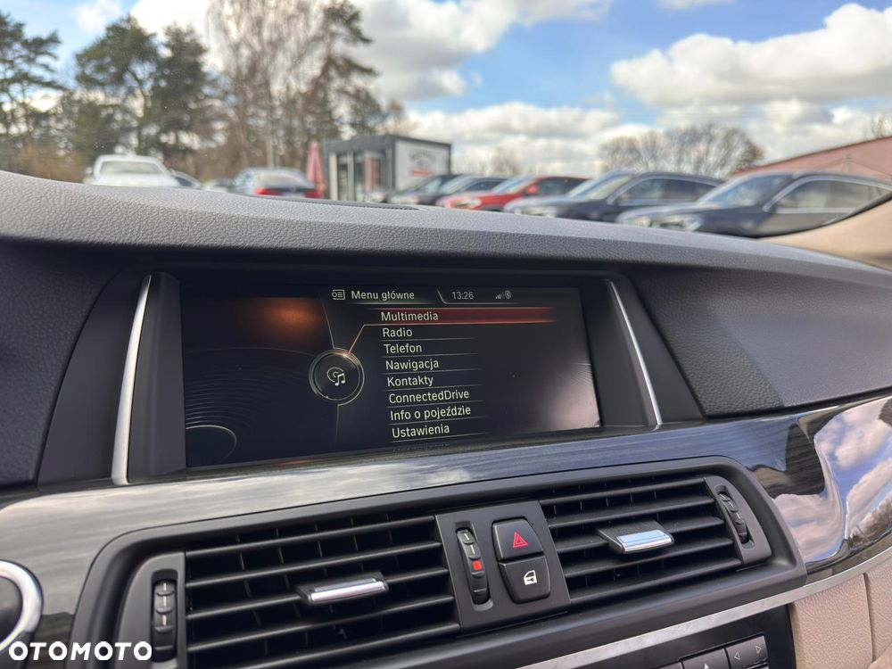 BMW Seria 5 528i xDrive Sport-Aut Luxury Line - 6