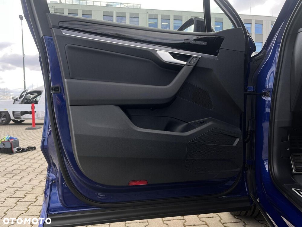 Volkswagen Touareg 3.0 V6 TDI 4Motion R-Line - 25