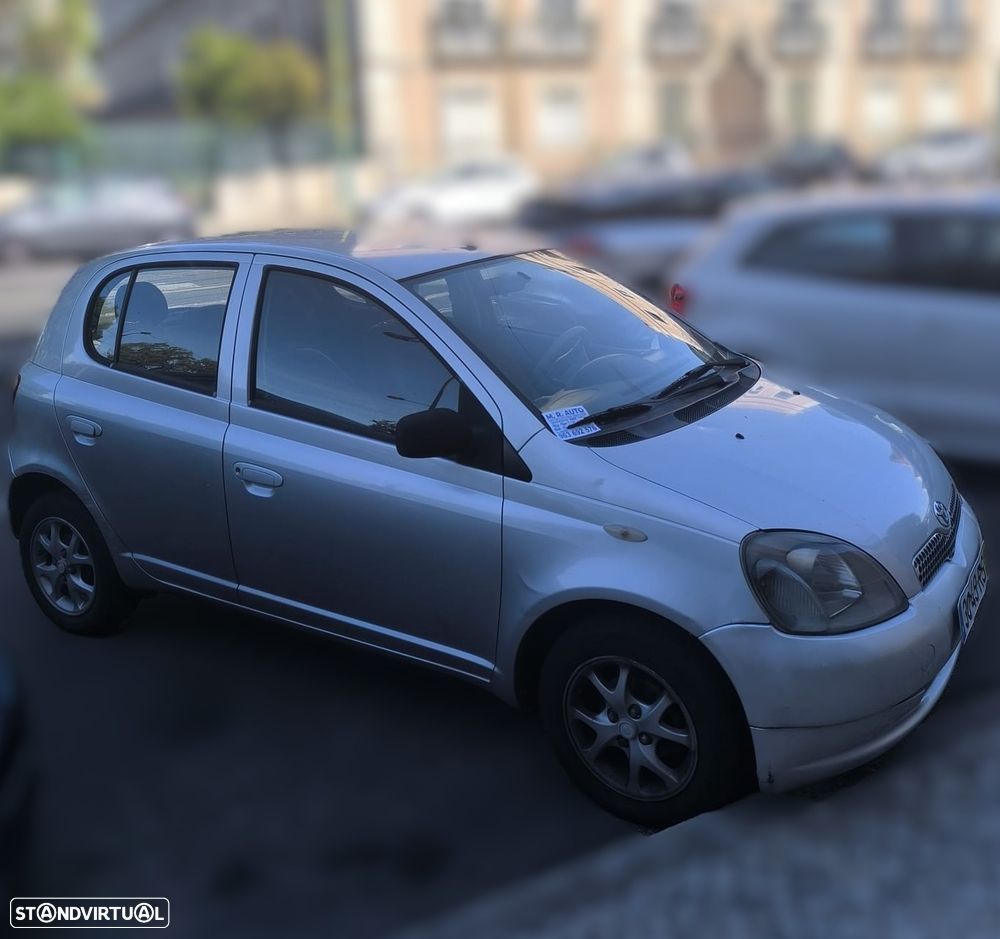 Toyota Yaris 1.0 Luna - 2