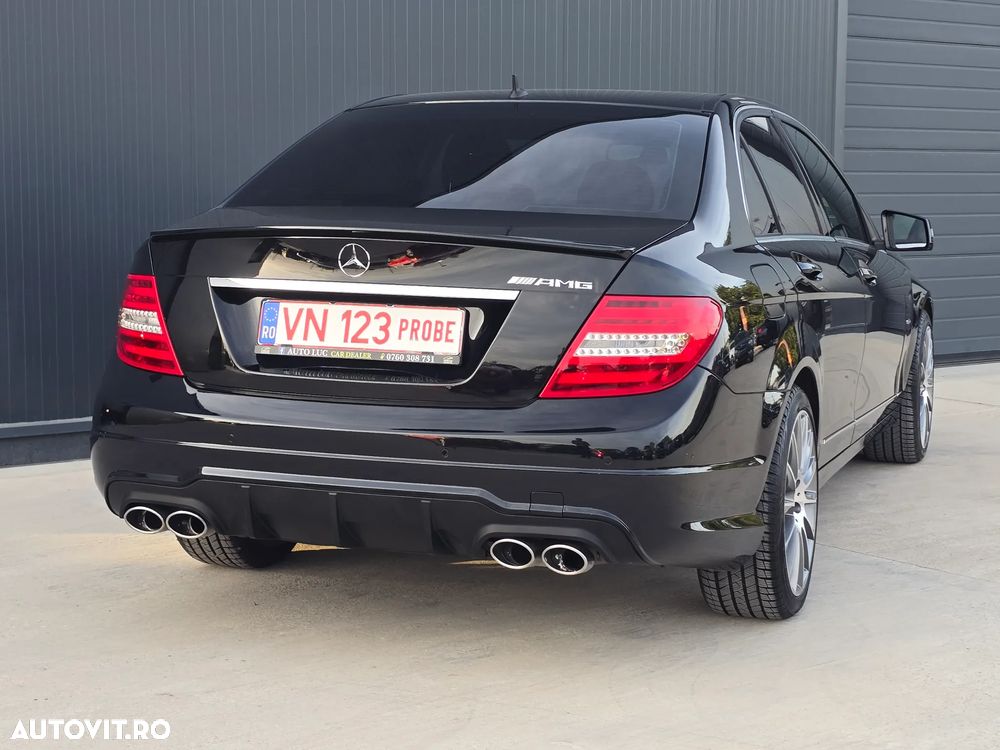 Mercedes-Benz C 200 CDI 7G-TRONIC Avantgarde Edition - 13