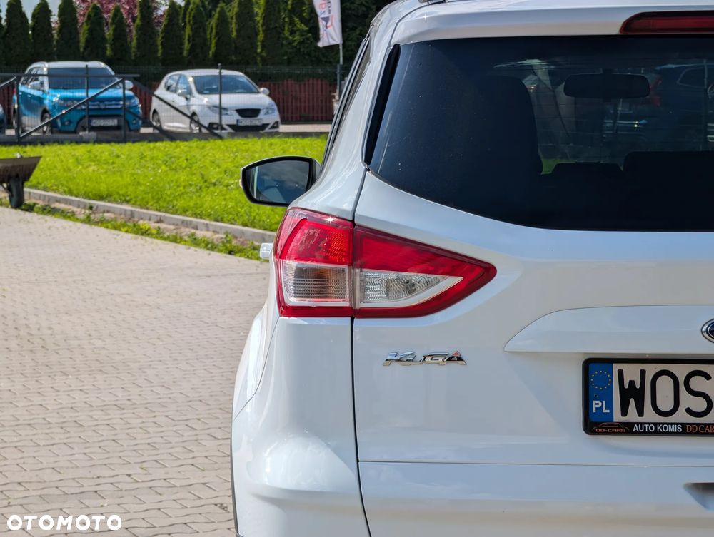 Ford Kuga 1.6 EcoBoost 2x4 Titanium - 12