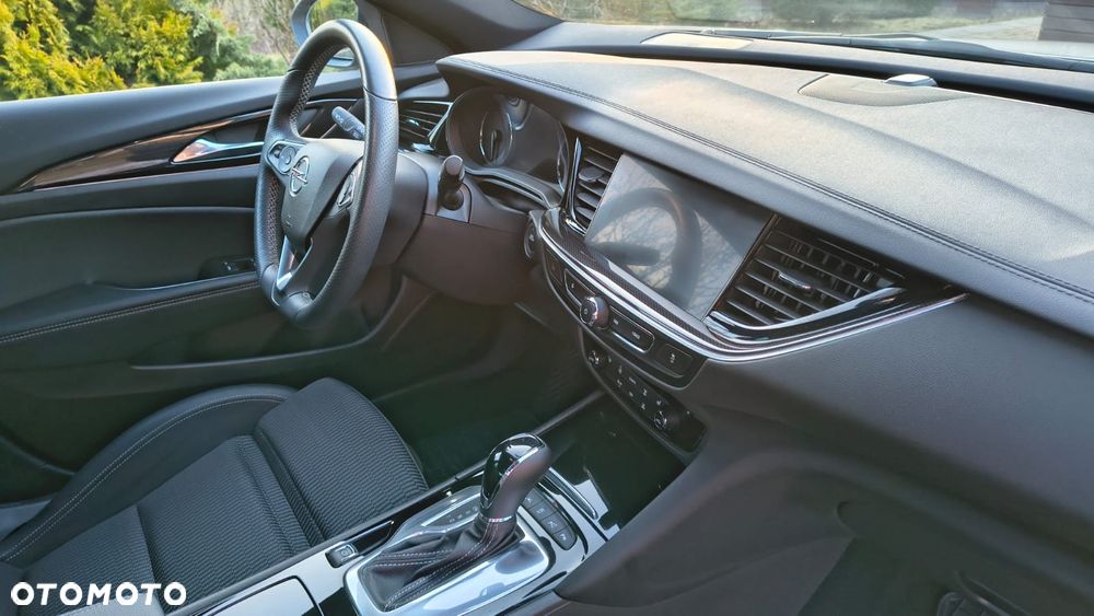Opel Insignia 2.0 T Business Elegance S&S - 22