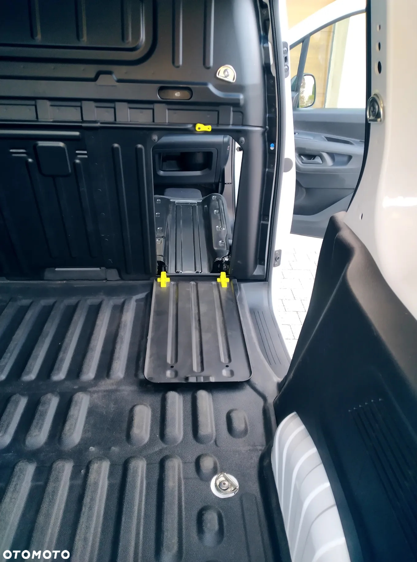 Opel Combo - 17
