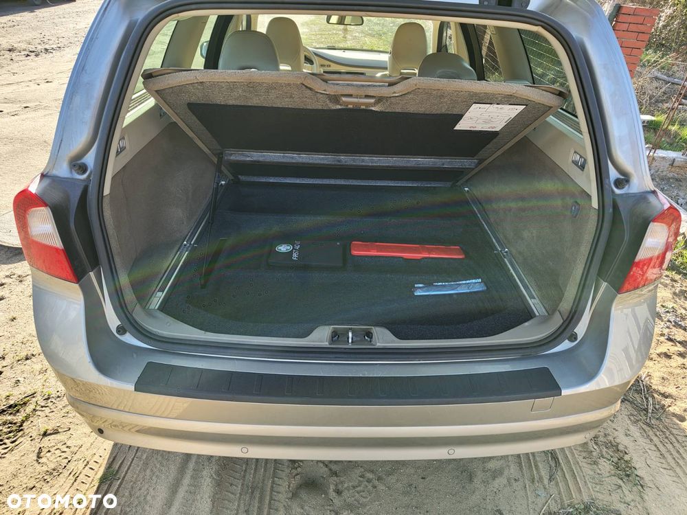 Volvo V70 - 10