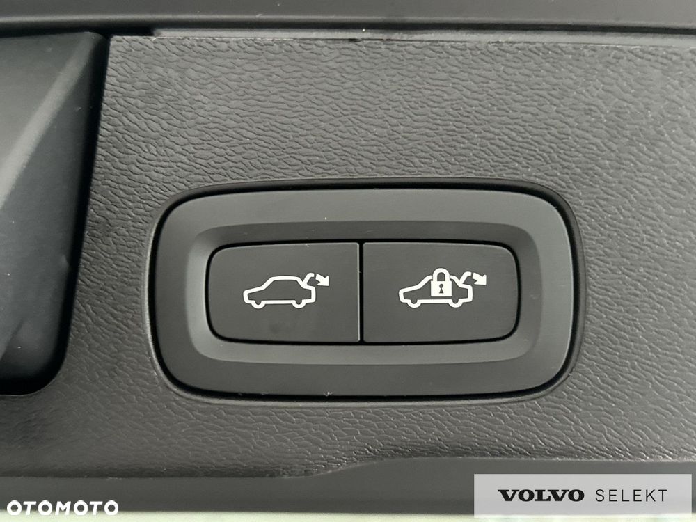 Volvo XC 60 - 22