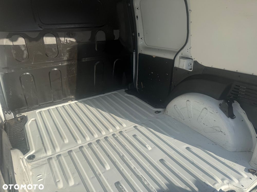 Mercedes-Benz Citan - 21