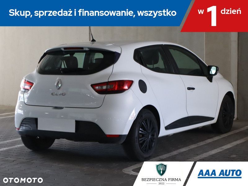 Renault Clio - 7