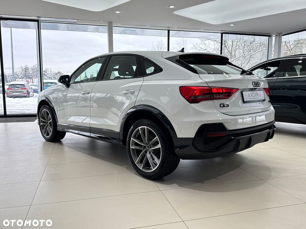 Audi Q3 Sportback - 3