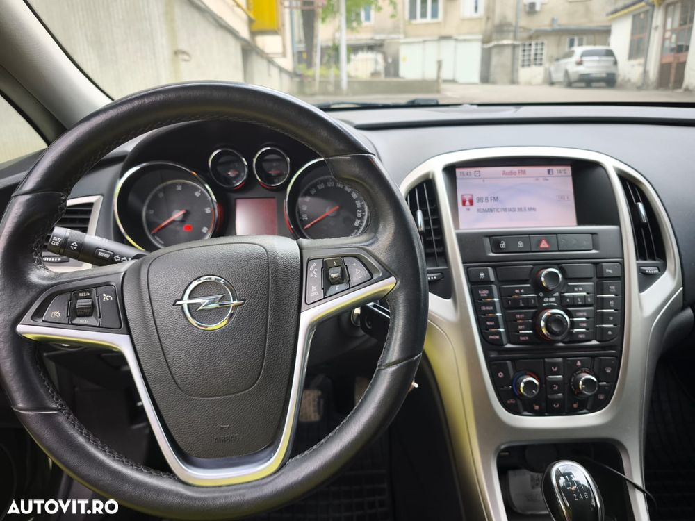 Opel Astra 1.7 CDTI DPF 150 Jahre - 7