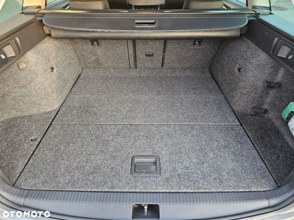 Skoda Octavia 2.0 TDI 4x4 DSG Scout - 35