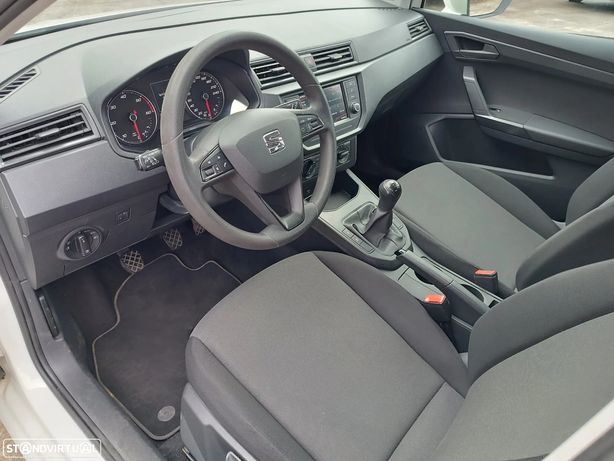 SEAT Ibiza 1.6 TDI S&S Style - 10