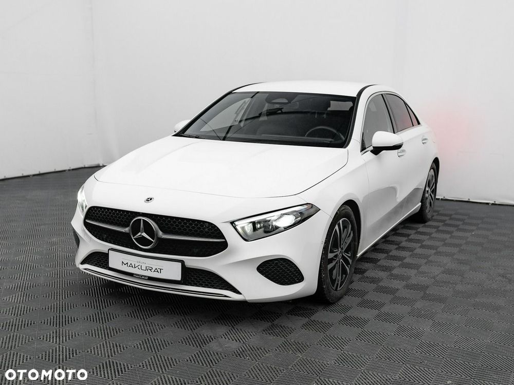 Mercedes-Benz Klasa A 200 d Progressive 8G-DCT - 3