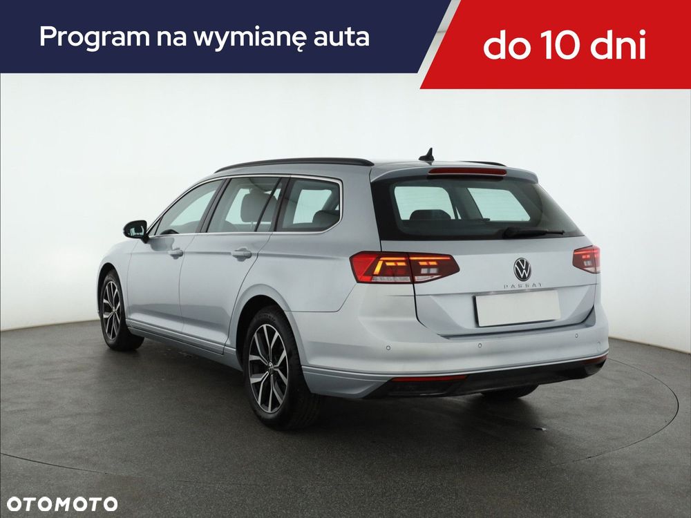 Volkswagen Passat Variant - 6
