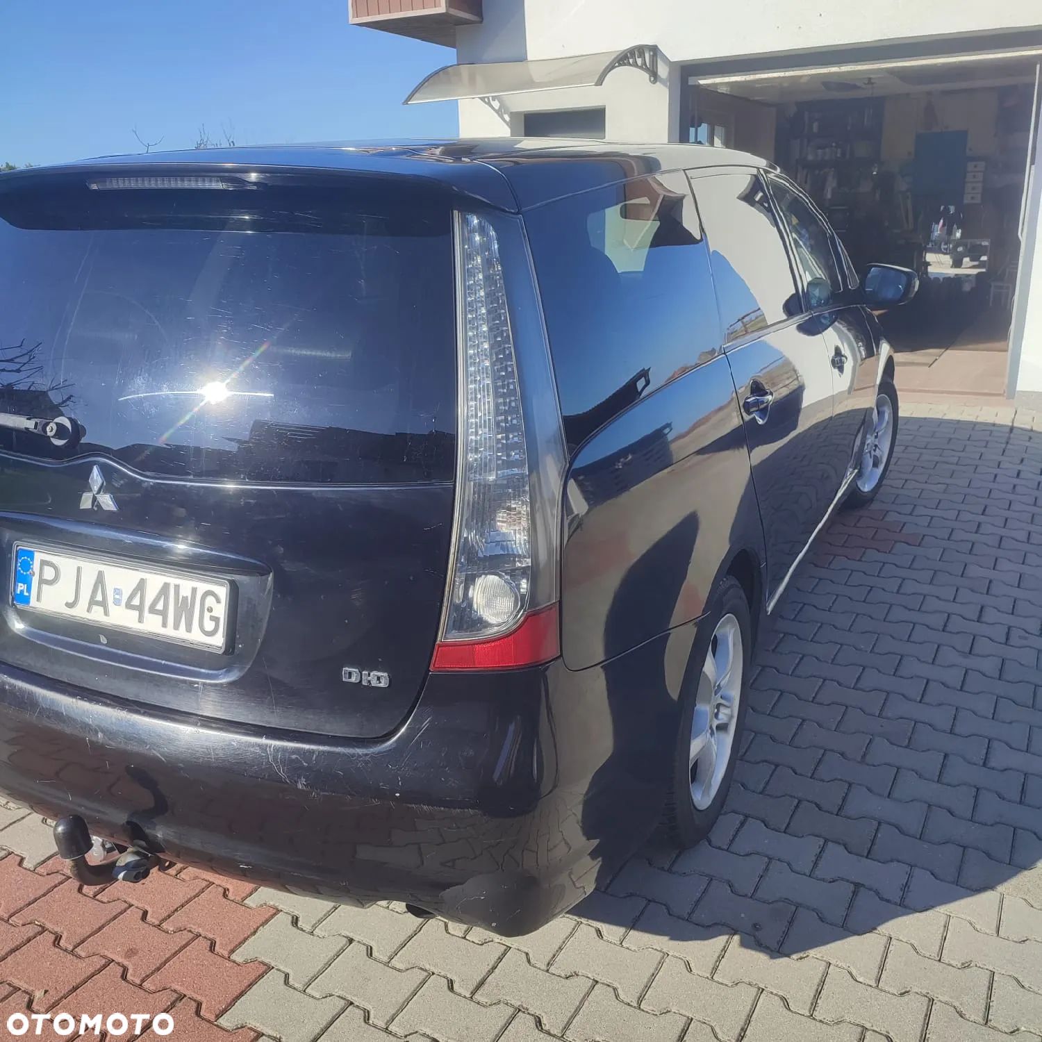 Mitsubishi Grandis 2.0 DI-D 7-Sitzer Intense - 1