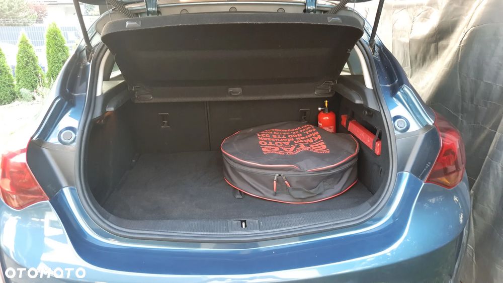 Opel Astra 1.4 T Cosmo - 15