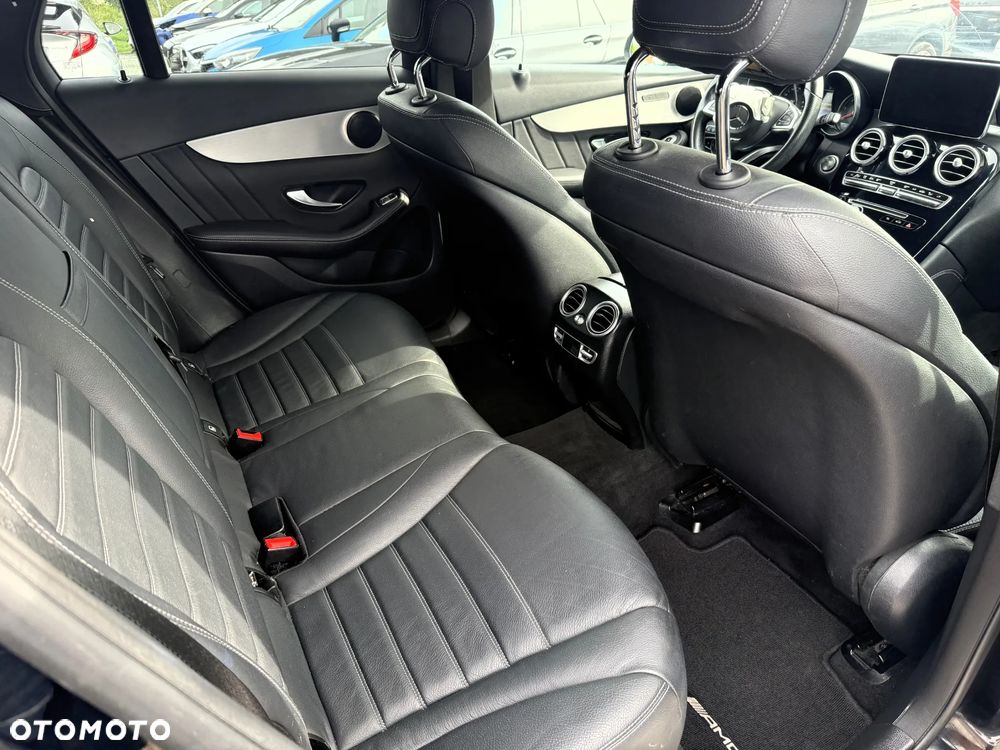 Mercedes-Benz GLC 250 d 4Matic 9G-TRONIC AMG Line - 14
